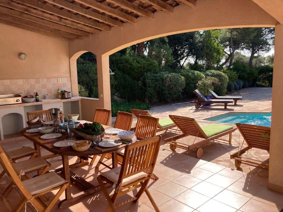 Villa La Californienne Carqueiranne Exterior foto